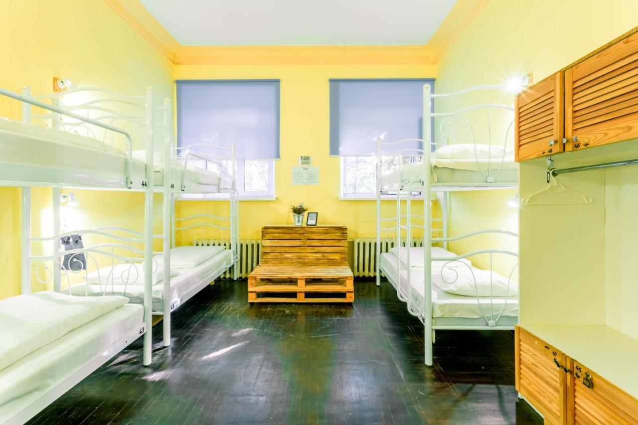 Garis Factory Hostel Kiev Dış mekan fotoğraf